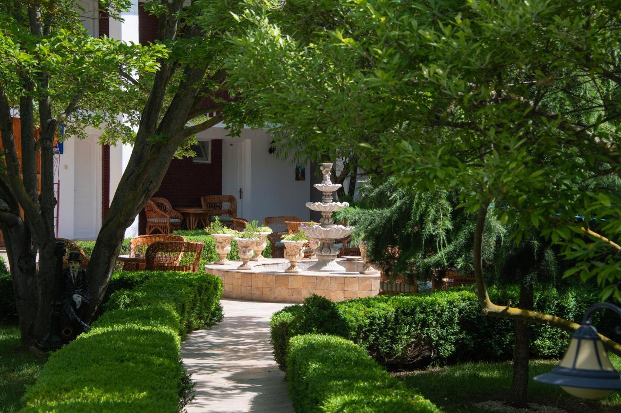 Complex Tismana 3* All Inclusive Jupiter Exterior foto