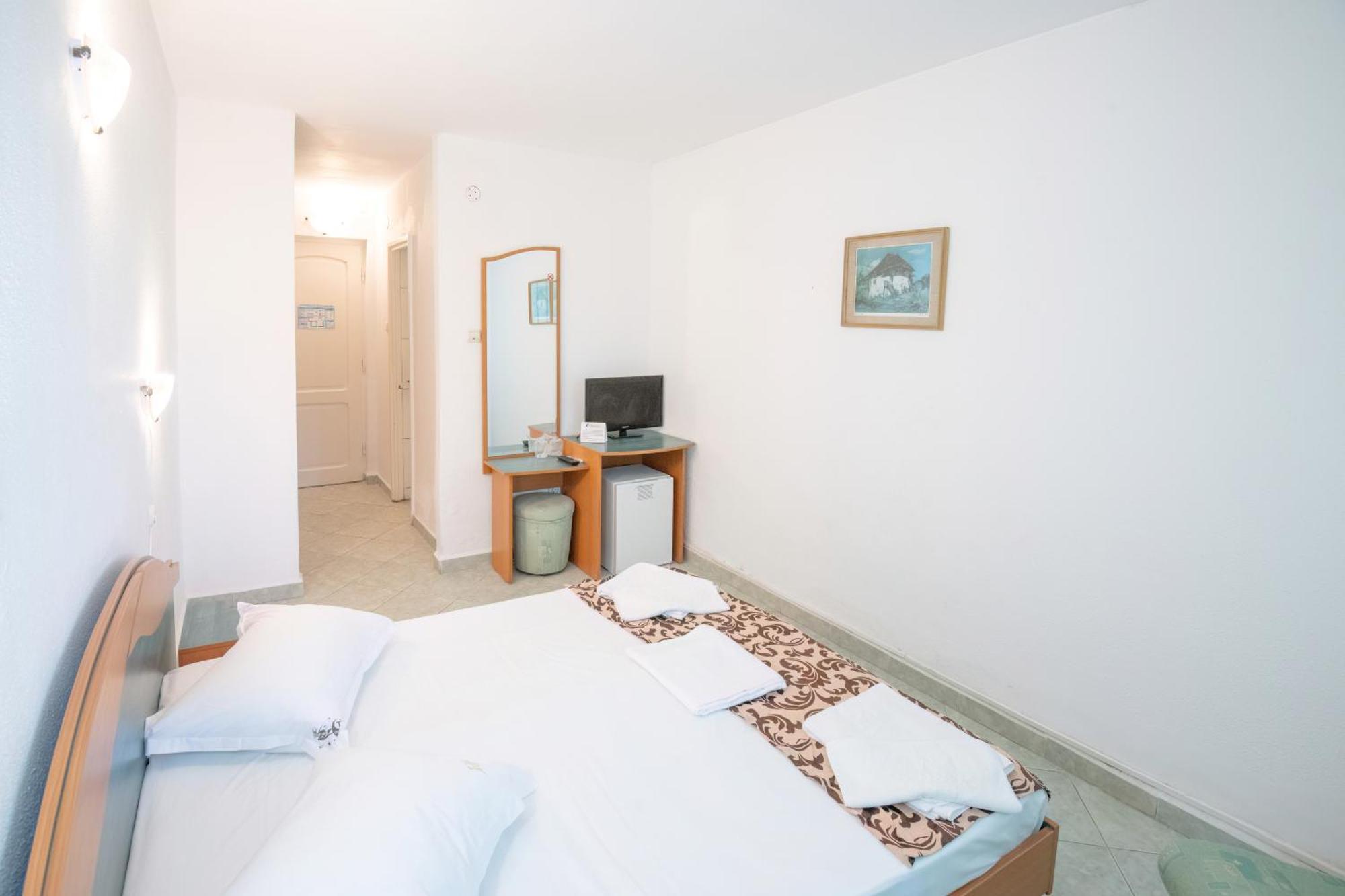 Complex Tismana 3* All Inclusive Jupiter Exterior foto